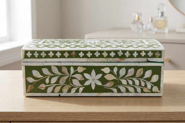 Handcrafted Mother of Pearl Inlay Jewelry Box – Green Floral Design