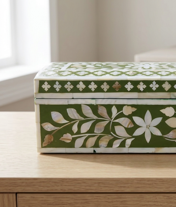 Handcrafted Mother of Pearl Inlay Jewelry Box – Green Floral Design